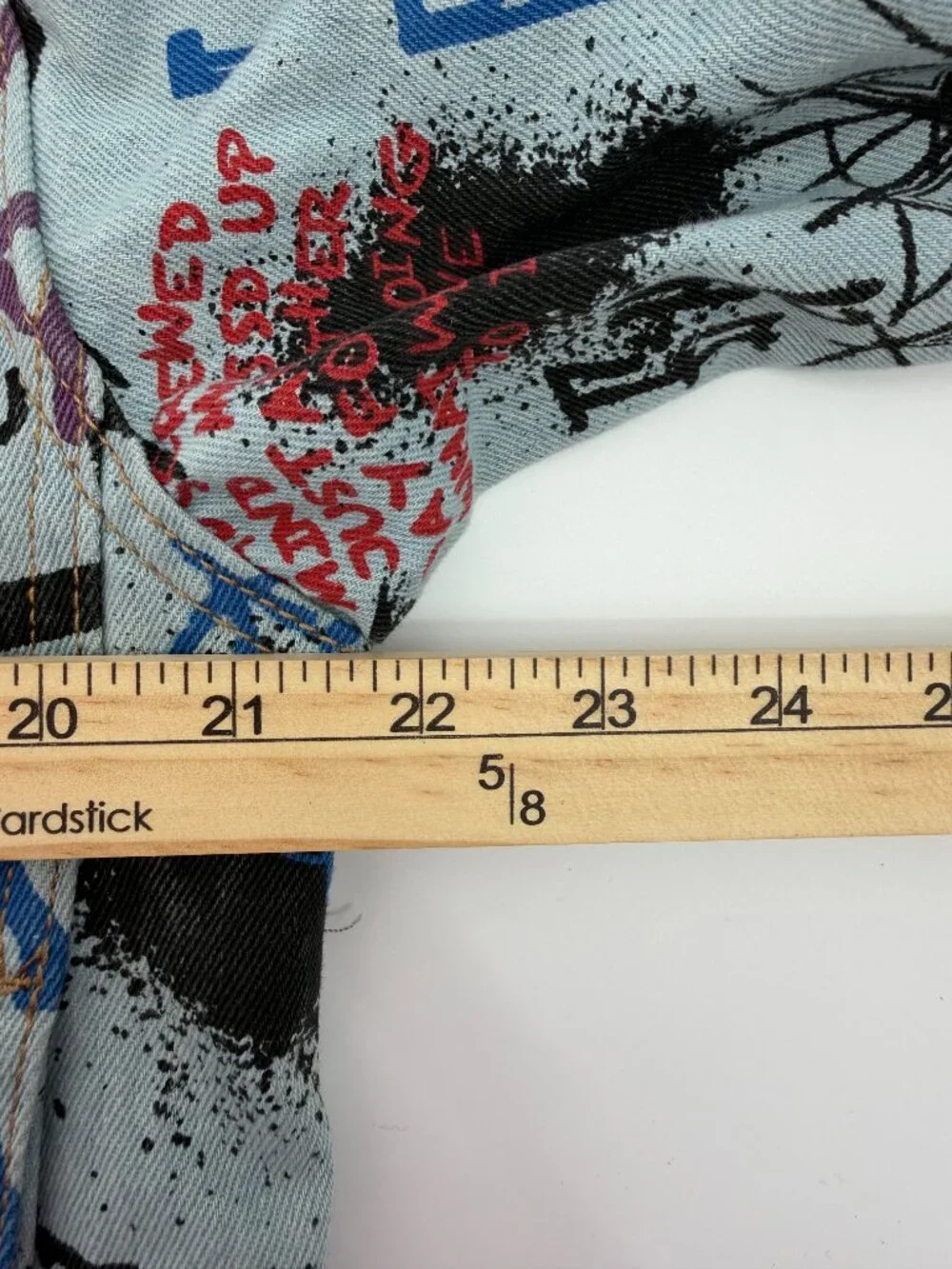 AKIRA Graffiti Print Cropped Denim Jacket Women's Large L EUC Punk Rock Streetwe - Picture 5 of 7